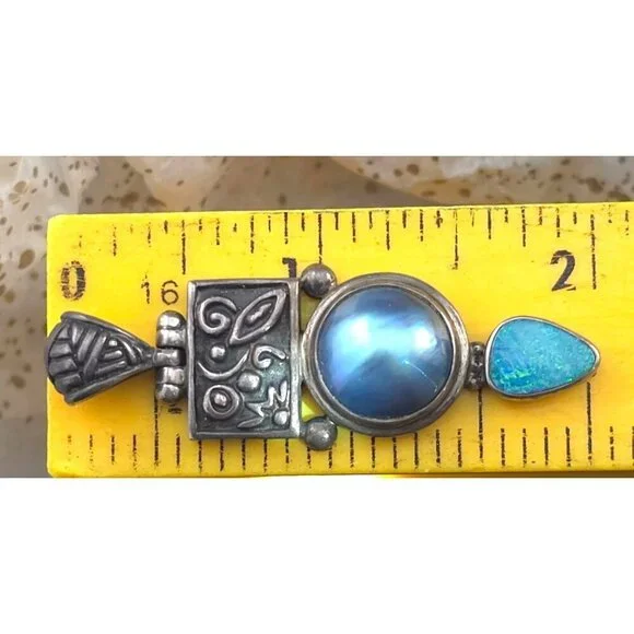 Vintage Sterling Silver Pendant Blue Pearl & Opal Artisan Intricate Engravings - Picture 8 of 8